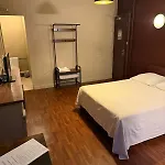 D'enghien Hotell