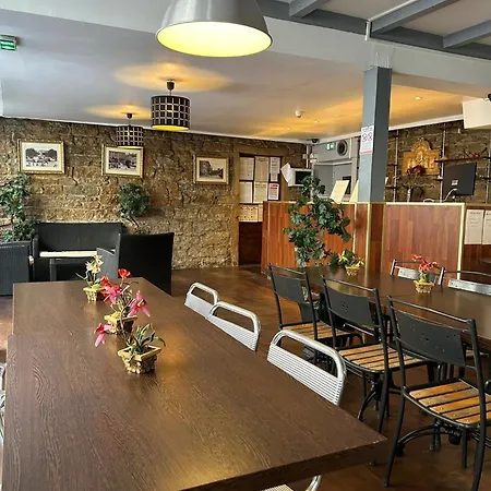 D'enghien Hotel *