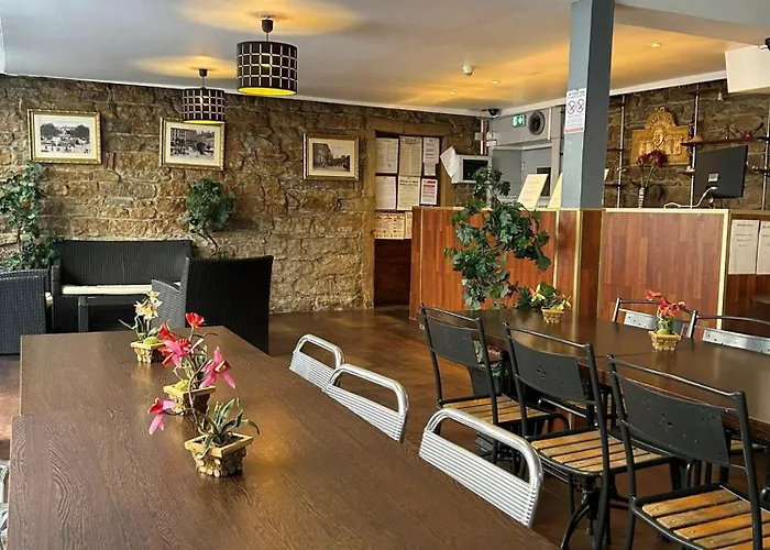 D Enghien Hotel *